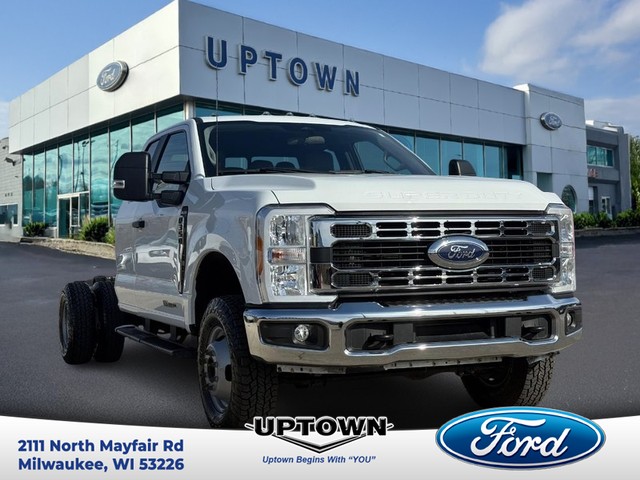 Milwaukee WI 2023 Ford Super Duty F-350 DRW more details - ford super duty f-350 drw