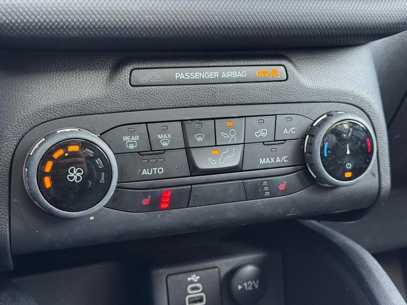 Ford Bronco Sport Vehicle Full-screen Gallery Image 19