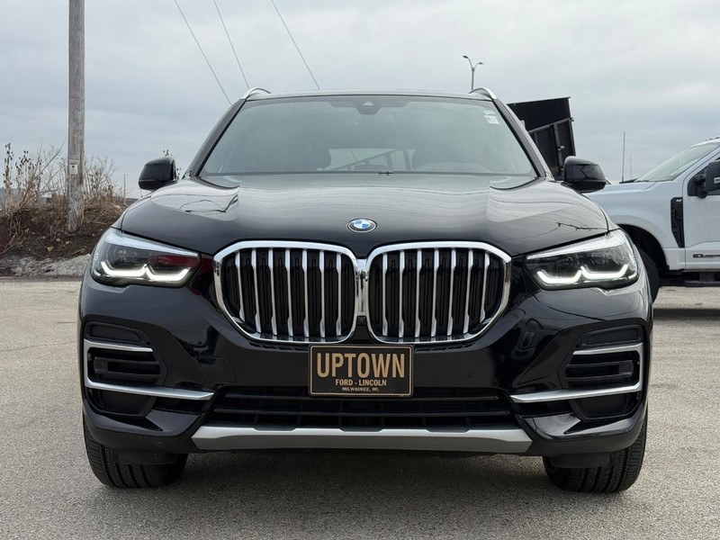 BMW X5 Vehicle Full-screen Gallery Image 08