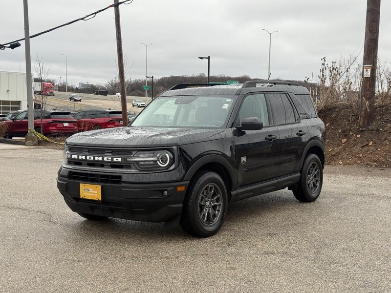 Ford Bronco Sport Vehicle Full-screen Gallery Image 07