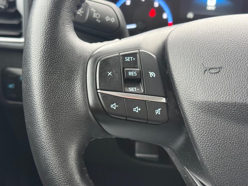 Ford Bronco Sport Vehicle Full-screen Gallery Image 14