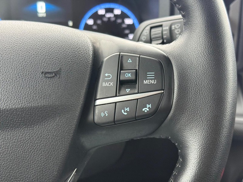 Ford Bronco Sport Vehicle Full-screen Gallery Image 15