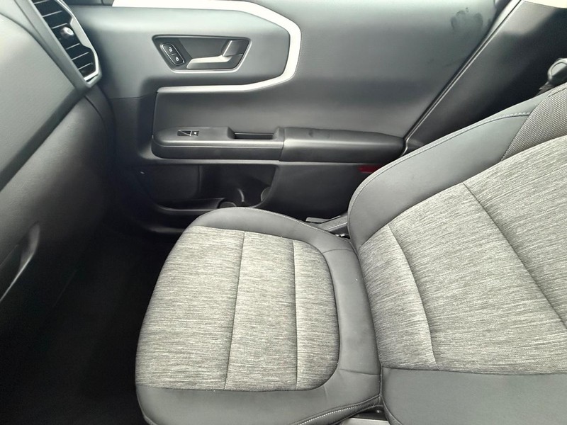 Ford Bronco Sport Vehicle Full-screen Gallery Image 20