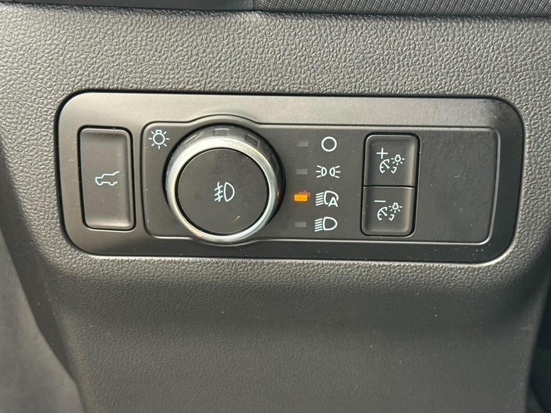 Ford Bronco Sport Vehicle Full-screen Gallery Image 22