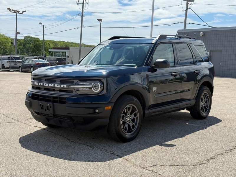 Ford Bronco Sport Vehicle Full-screen Gallery Image 07