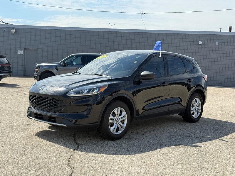 Ford Escape Vehicle Full-screen Gallery Image 07