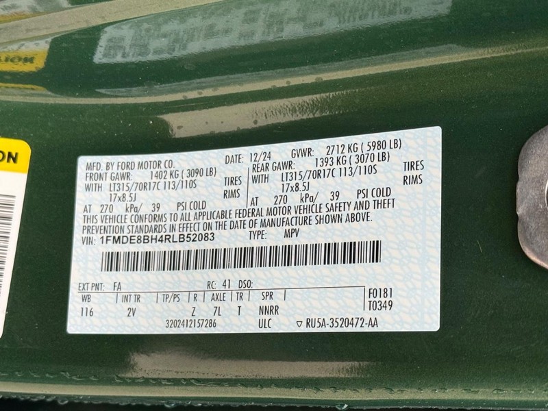 Ford Bronco Vehicle Full-screen Gallery Image 25