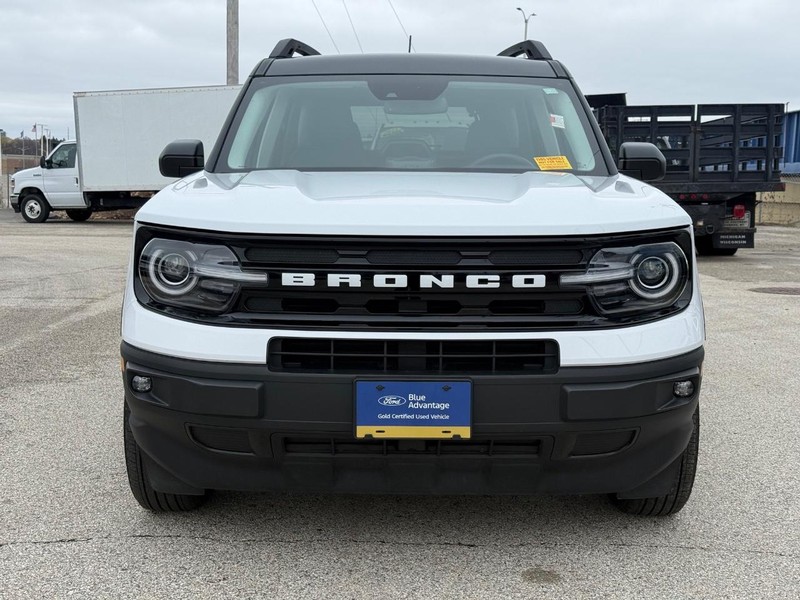 Ford Bronco Sport Vehicle Full-screen Gallery Image 08