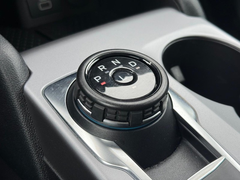 Ford Bronco Sport Vehicle Full-screen Gallery Image 19