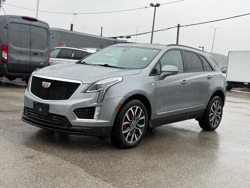 Cadillac XT5 Vehicle Full-screen Gallery Image 07