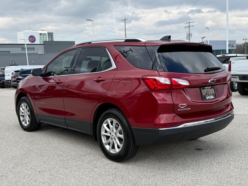 Chevrolet Equinox Vehicle Full-screen Gallery Image 05