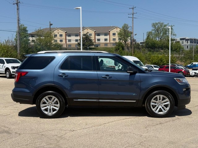 2019 Ford Explorer XLT 4WD's photo