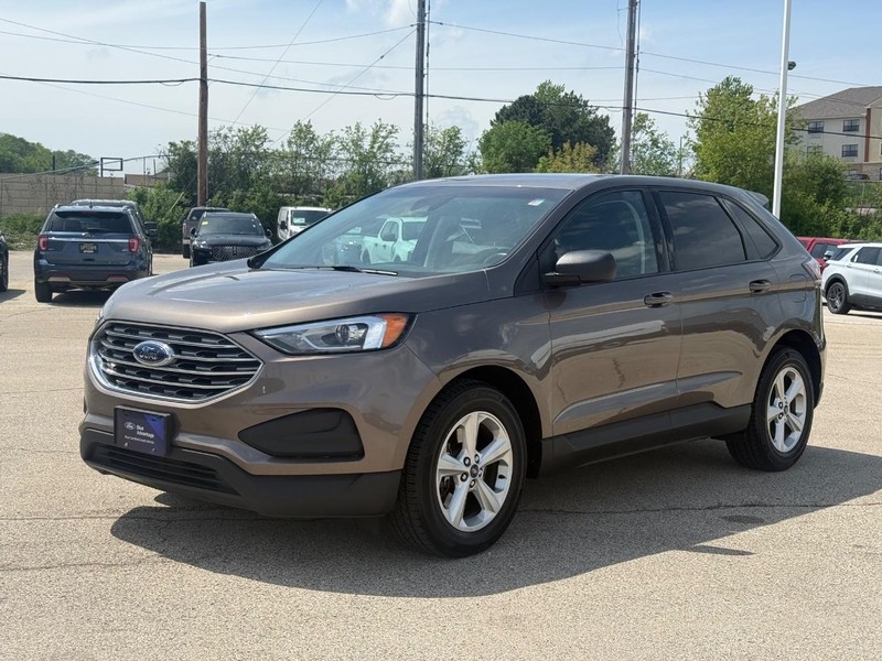 Ford Edge Vehicle Full-screen Gallery Image 07