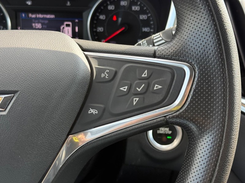 Chevrolet Equinox Vehicle Full-screen Gallery Image 16