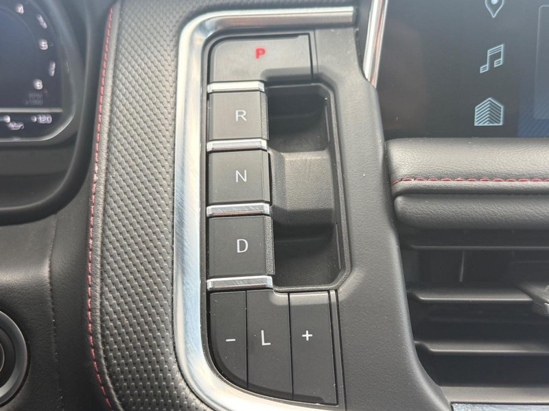Chevrolet Tahoe Vehicle Full-screen Gallery Image 23