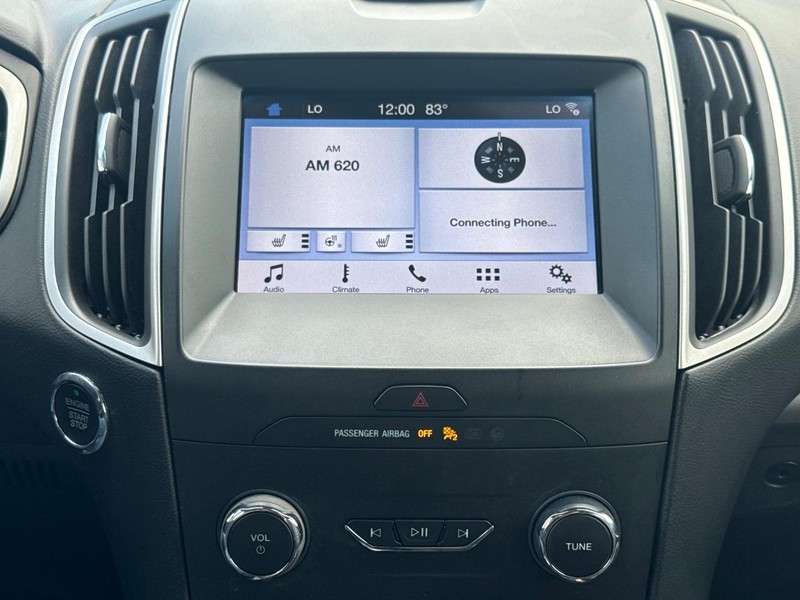 Ford Edge Vehicle Full-screen Gallery Image 17