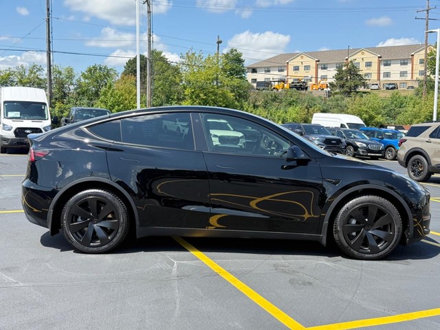 Used 2022 Tesla Model Y Long Range with VIN 7SAYGDEE7NA015193 for sale in Milwaukee, WI