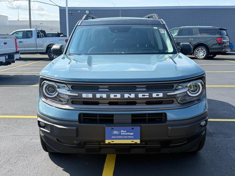 Ford Bronco Sport Vehicle Full-screen Gallery Image 08