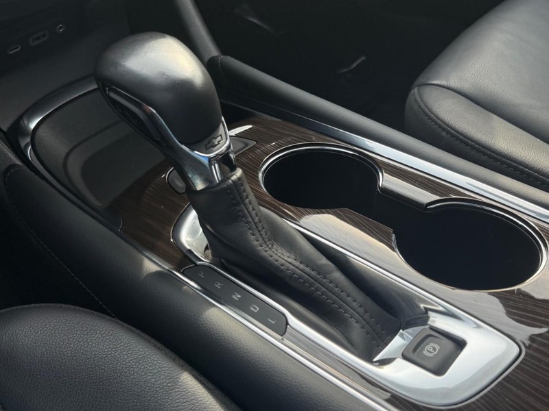 Chevrolet Malibu Vehicle Full-screen Gallery Image 47