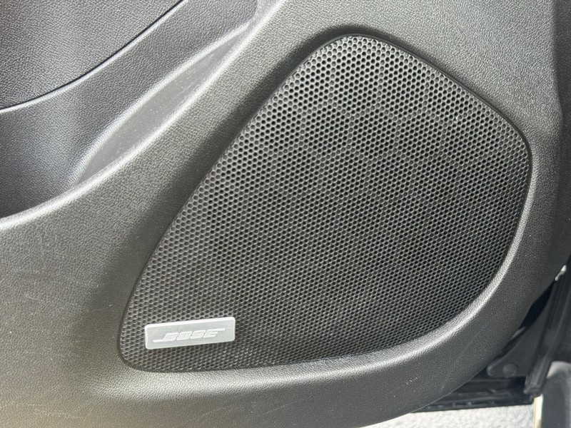Chevrolet Malibu Vehicle Full-screen Gallery Image 52