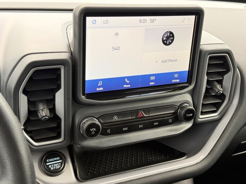 Ford Bronco Sport Vehicle Full-screen Gallery Image 16