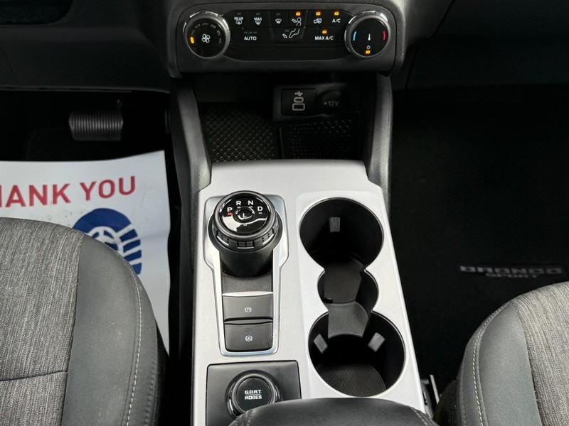 Ford Bronco Sport Vehicle Full-screen Gallery Image 19