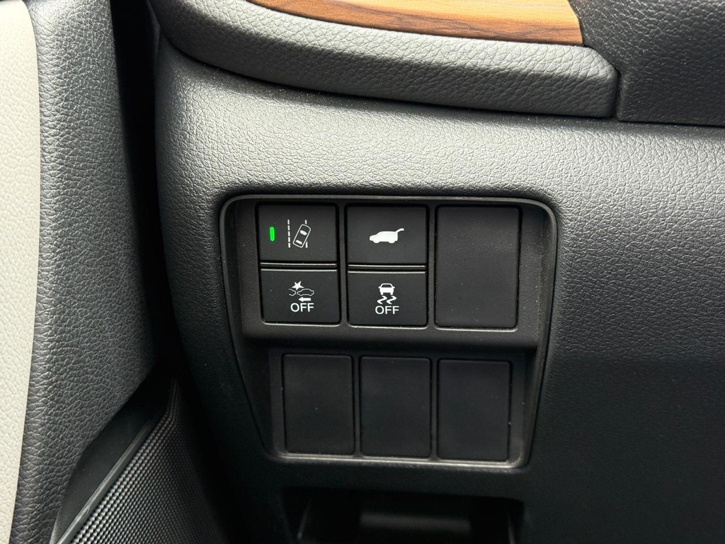 Honda CR-V Vehicle Full-screen Gallery Image 25