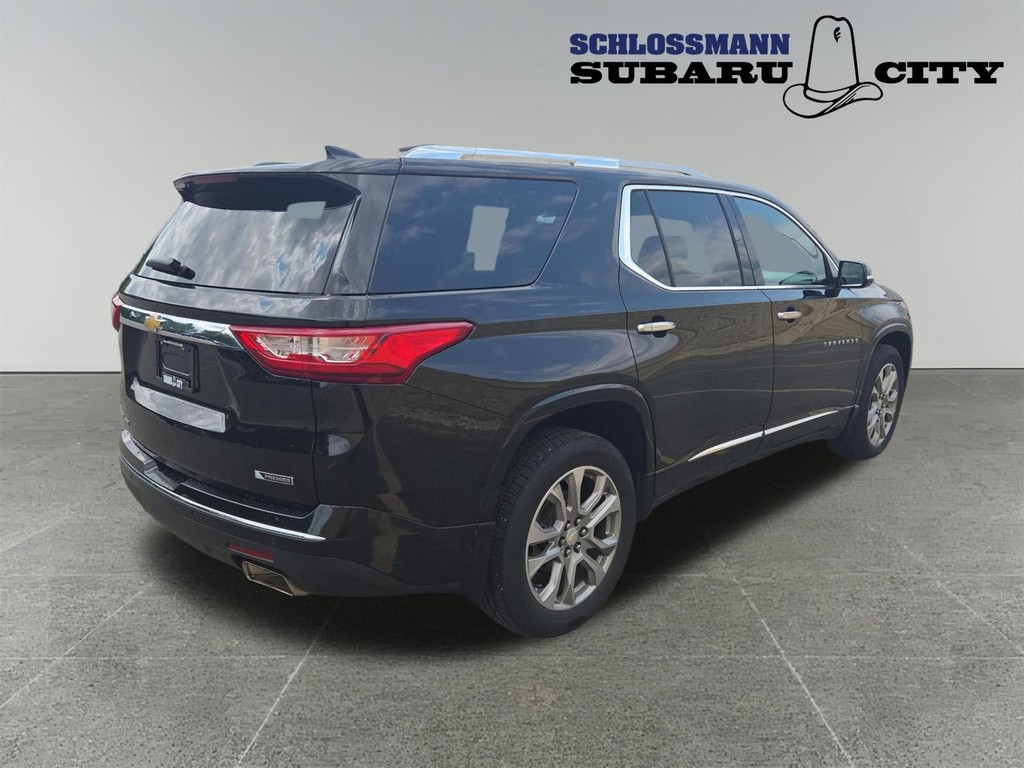 Chevrolet Traverse Vehicle Full-screen Gallery Image 15