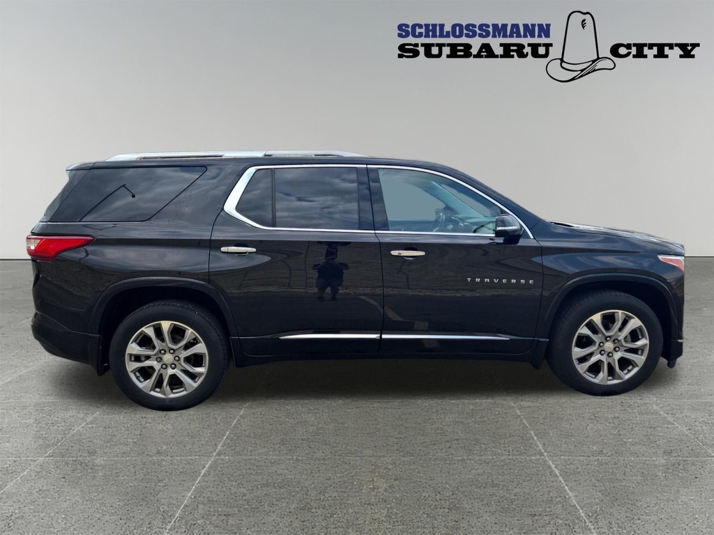 Chevrolet Traverse Vehicle Full-screen Gallery Image 16