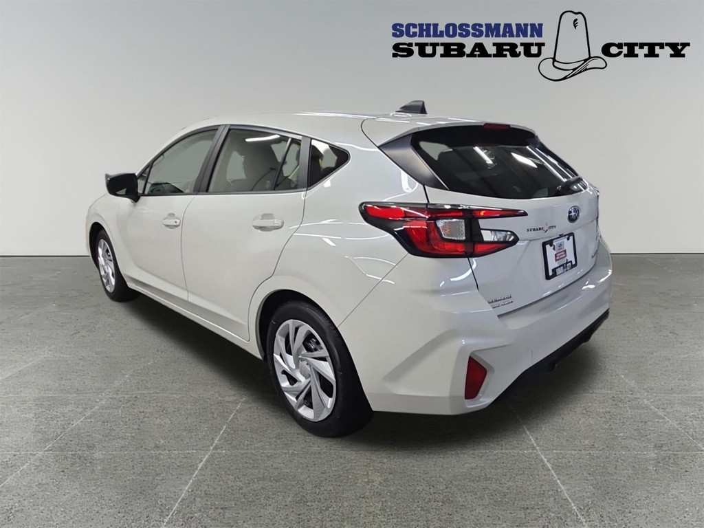 Subaru Impreza Vehicle Full-screen Gallery Image 06