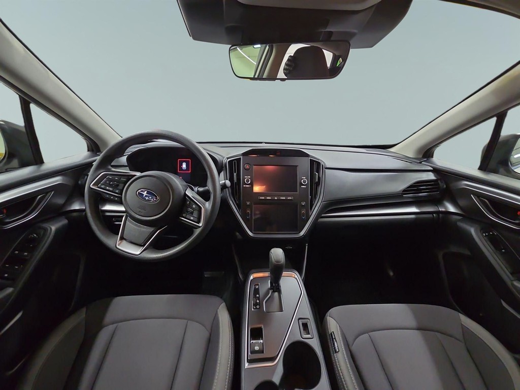 Subaru Impreza Vehicle Full-screen Gallery Image 08