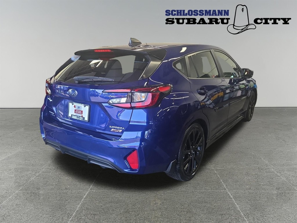 Subaru Impreza Vehicle Full-screen Gallery Image 15