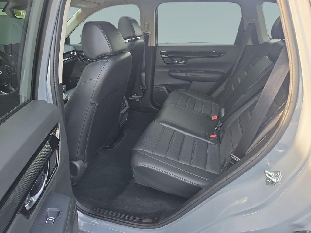Honda CR-V Vehicle Full-screen Gallery Image 11