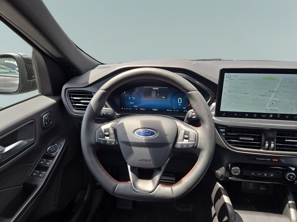 Ford Escape Vehicle Full-screen Gallery Image 18