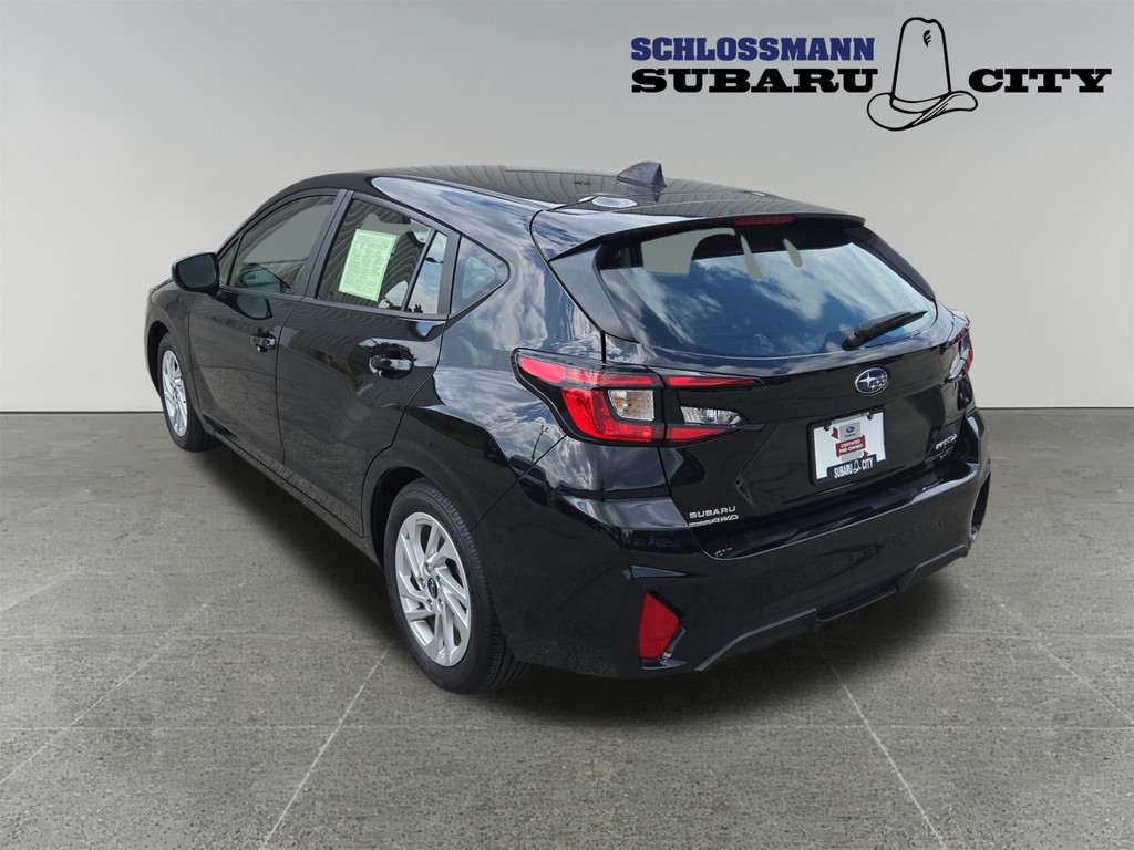 Subaru Impreza Vehicle Full-screen Gallery Image 06