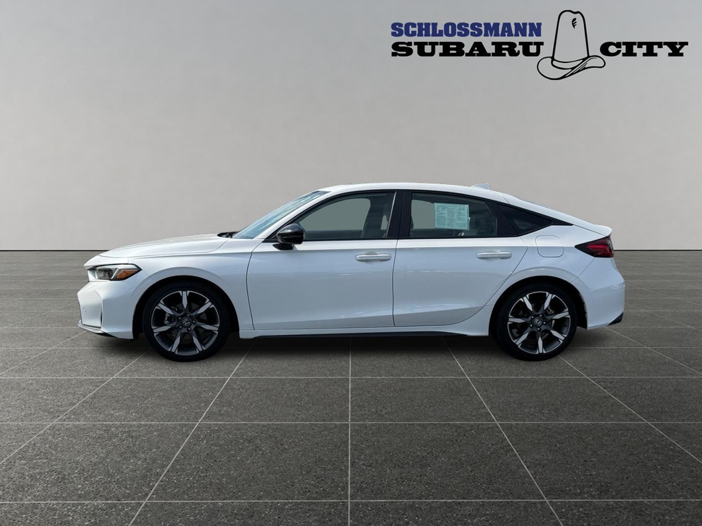 Honda Civic Hatchback Hybrid Vehicle Full-screen Gallery Image 02