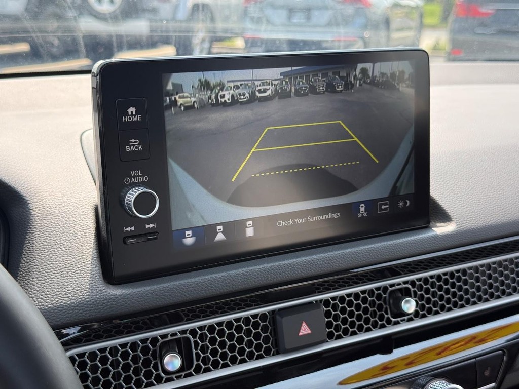 Honda Civic Hatchback Hybrid Vehicle Full-screen Gallery Image 19