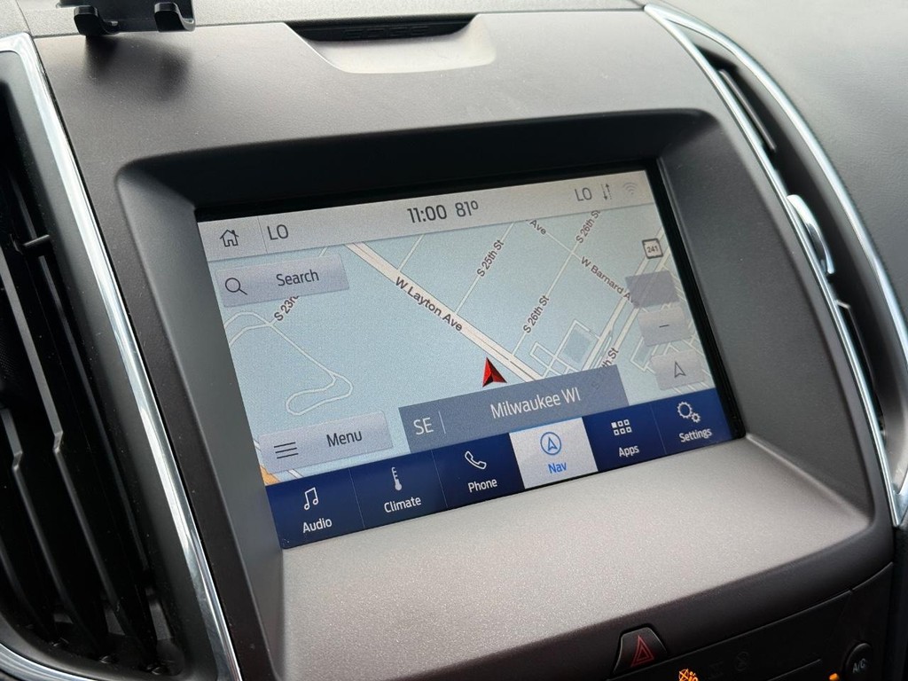 Ford Edge Vehicle Full-screen Gallery Image 19