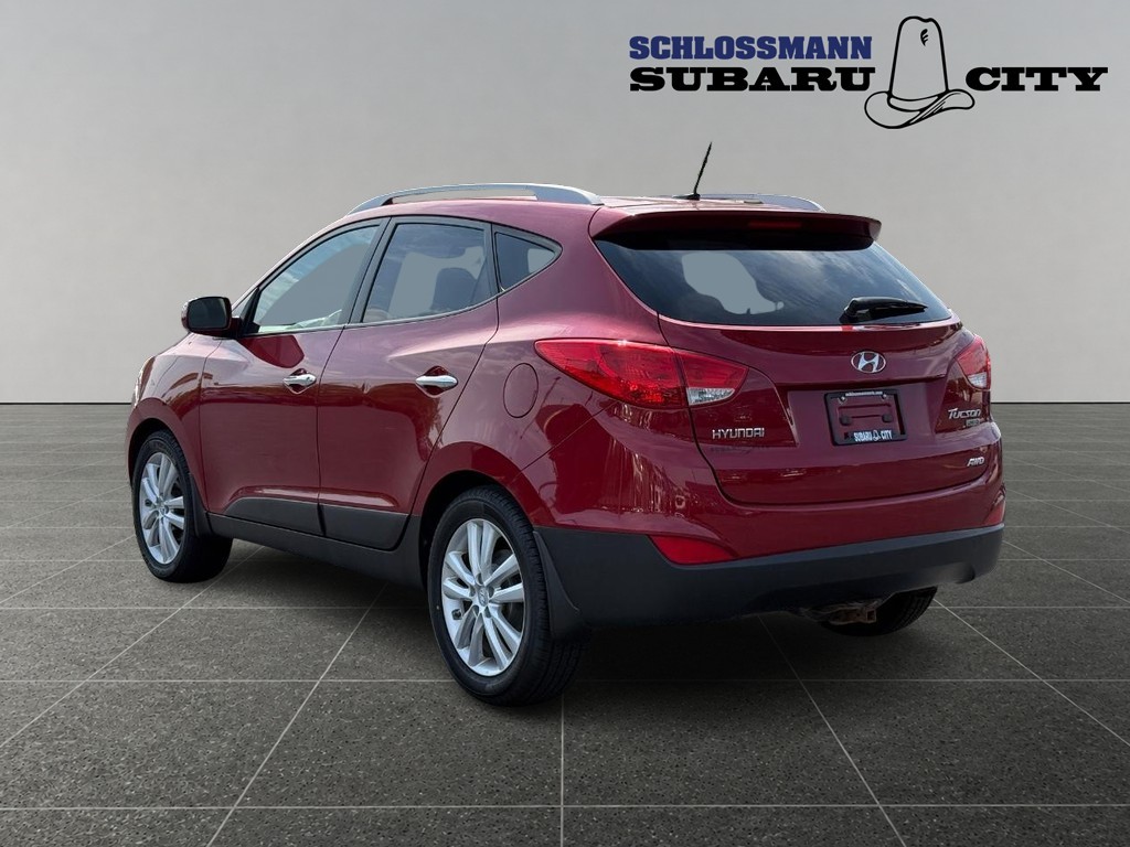 Hyundai Tucson Vehicle Full-screen Gallery Image 03