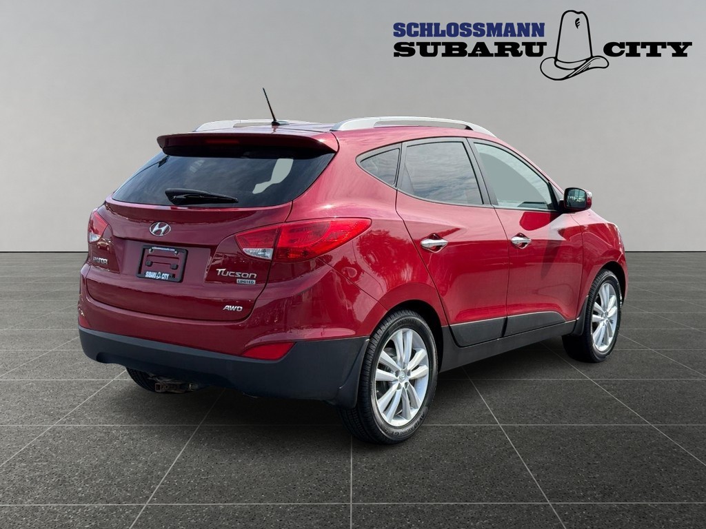 Hyundai Tucson Vehicle Full-screen Gallery Image 05