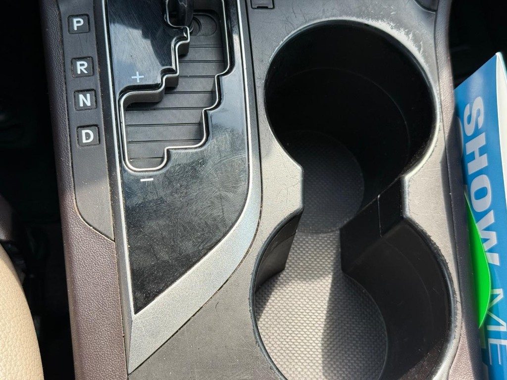 Hyundai Tucson Vehicle Full-screen Gallery Image 26