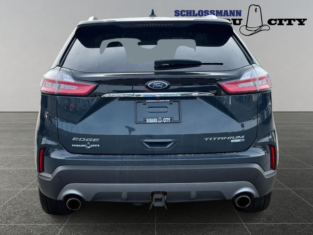 Ford Edge Vehicle Full-screen Gallery Image 04