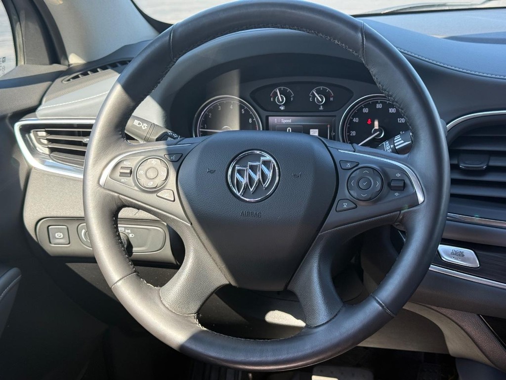 Buick Enclave Vehicle Full-screen Gallery Image 15