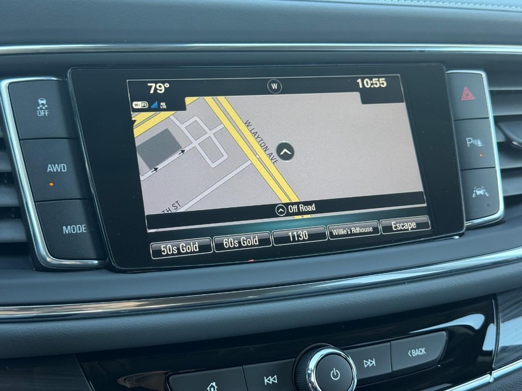 Buick Enclave Vehicle Full-screen Gallery Image 19