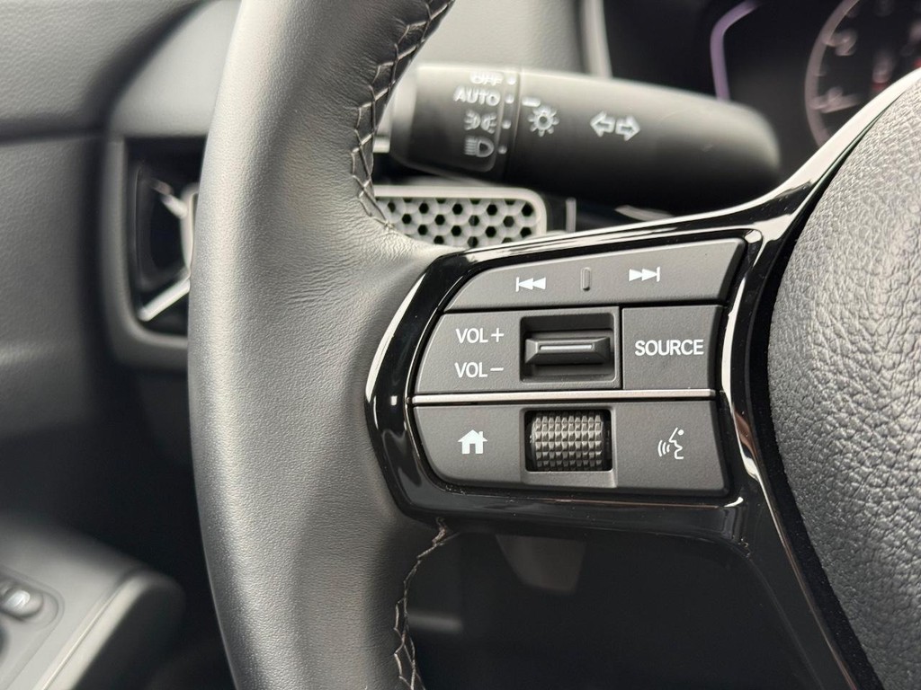 Honda Civic Hatchback Vehicle Full-screen Gallery Image 14