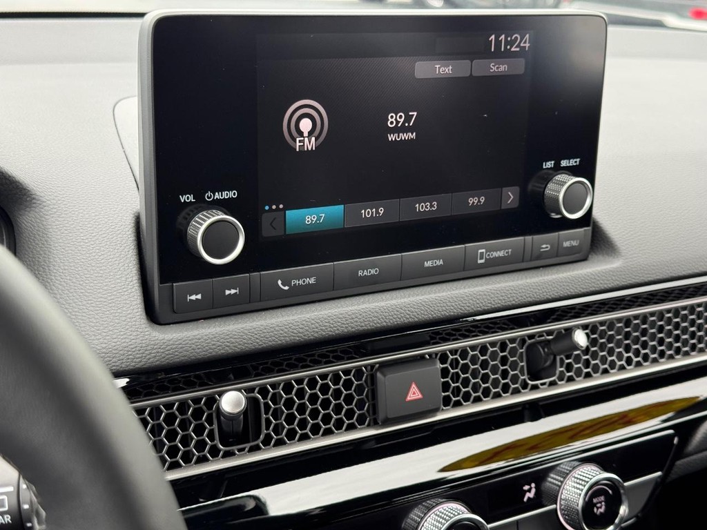 Honda Civic Hatchback Vehicle Full-screen Gallery Image 16