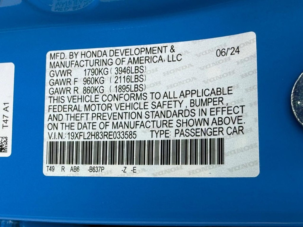 Honda Civic Hatchback Vehicle Full-screen Gallery Image 27