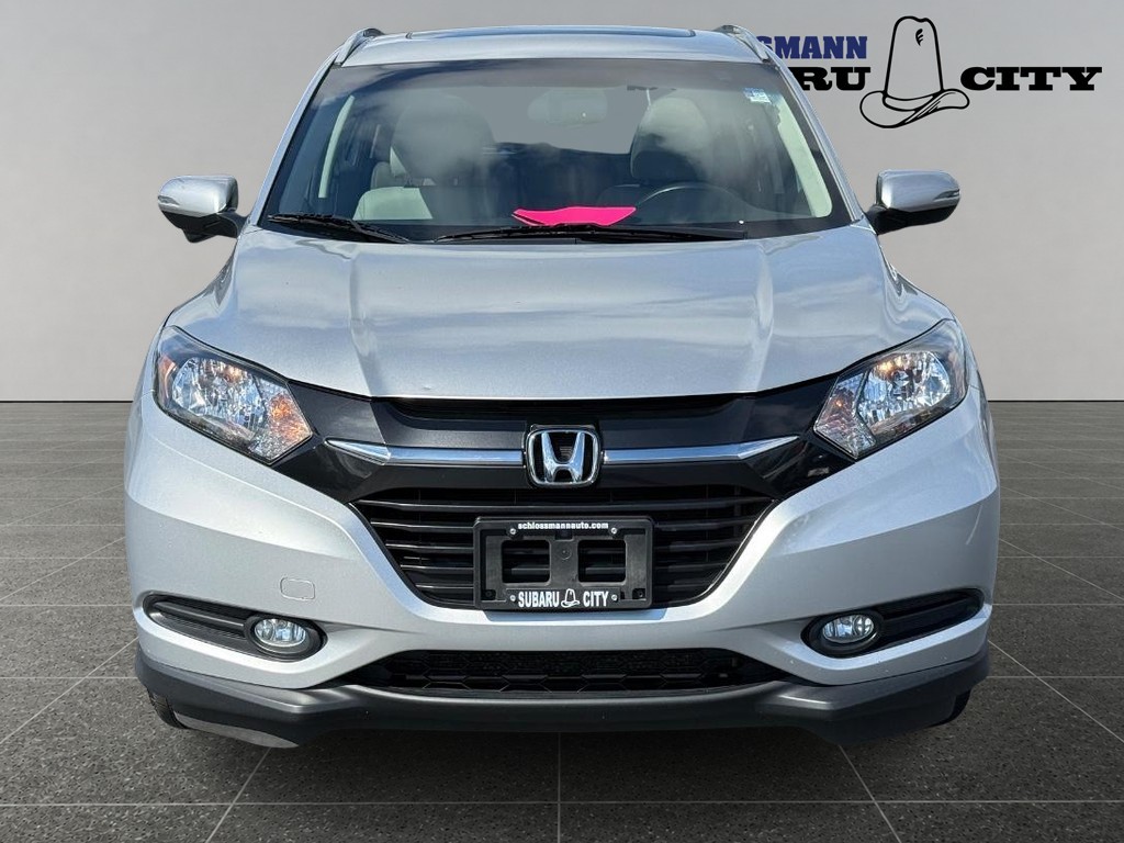 Honda HR-V Vehicle Full-screen Gallery Image 09