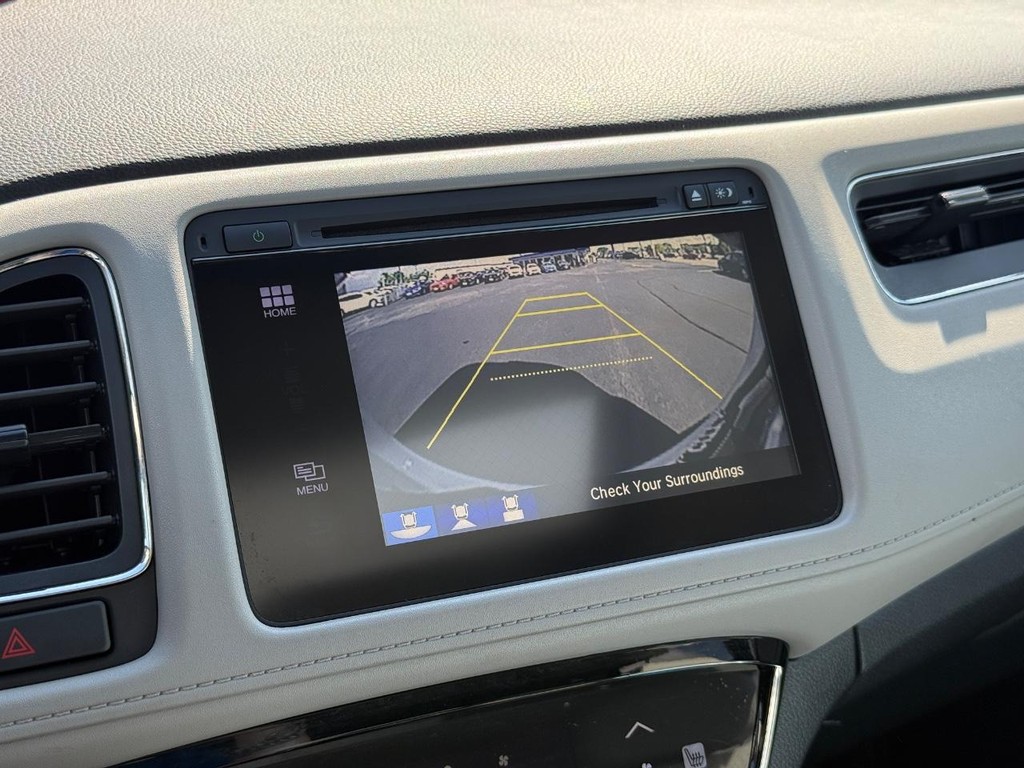 Honda HR-V Vehicle Full-screen Gallery Image 19