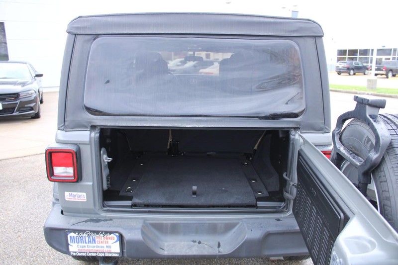 Jeep Wrangler Unlimited Vehicle Full-screen Gallery Image 4